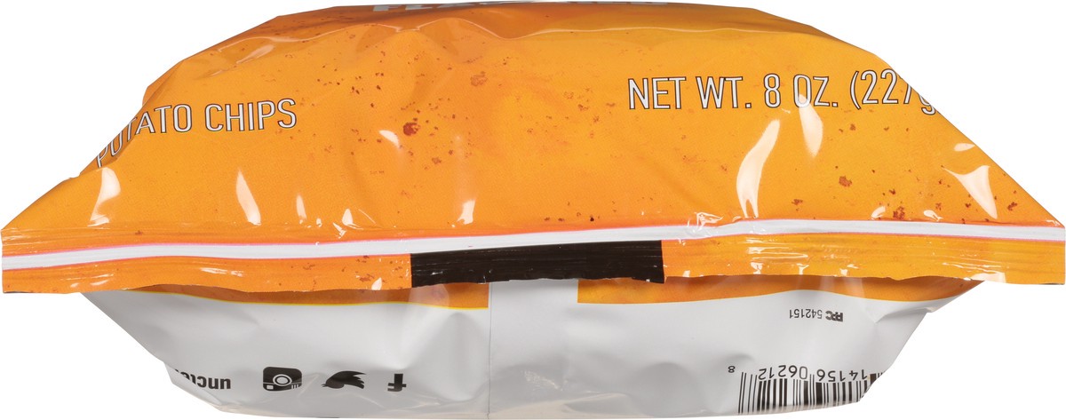 slide 4 of 9, Uncle Ray's Sour Cream & Cheddar Potato Chips 8 oz, 8 oz