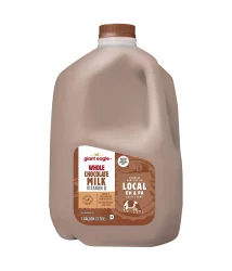Giant Eagle Whole Chocolate Milk, Vitamin D, Gallon