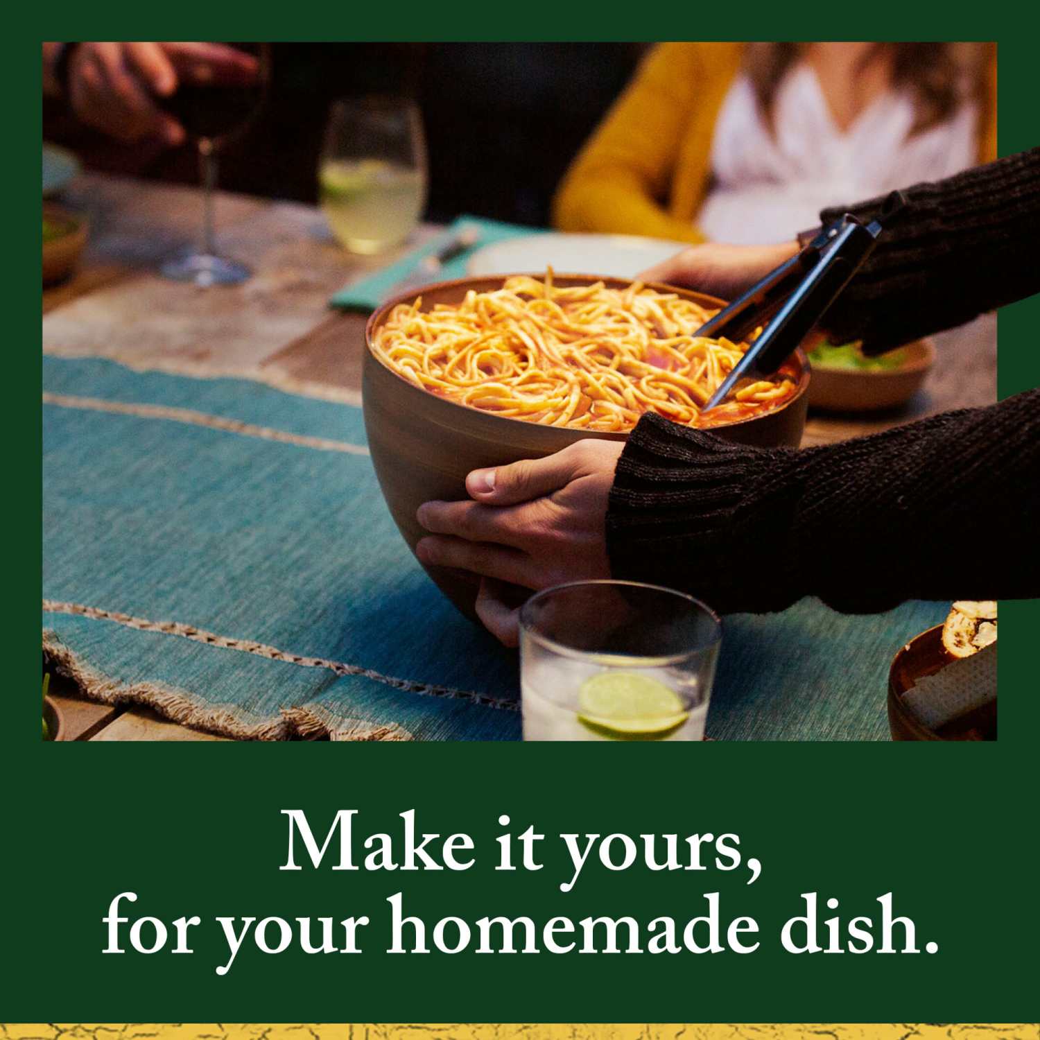 slide 4 of 8, Classico Creamy Rosé Pasta Sauce, 15 oz Jar, 15 oz