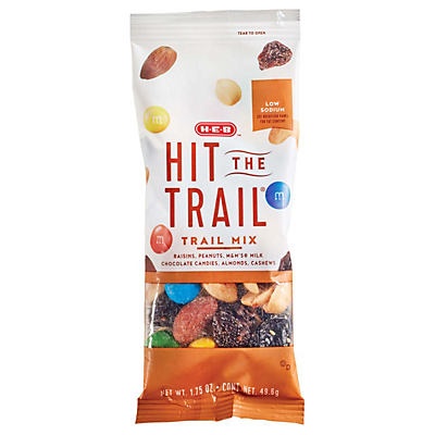 slide 1 of 1, H-E-B Select Ingredients Hit The Trail Trail Mix, 1.75 oz