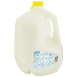 Hill Country Fare Fat Free Milk