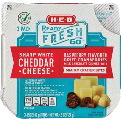 H-E-B Ready, Fresh, Go! Snack Trays - White Cheddar, Cranberries, Chocolate & Graham Crackers