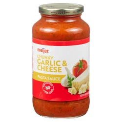 Meijer Chunky Garlic And Cheese Pasta Sauce, 24 Oz