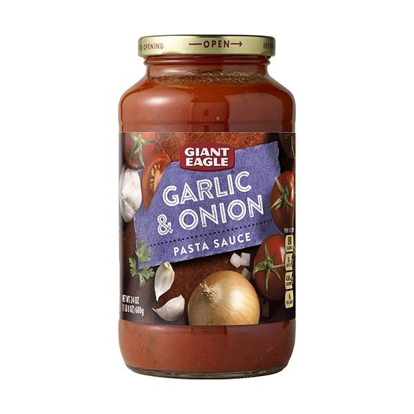 slide 1 of 1, Giant Eagle Onion & Garlic Pasta Sauce, 24 oz