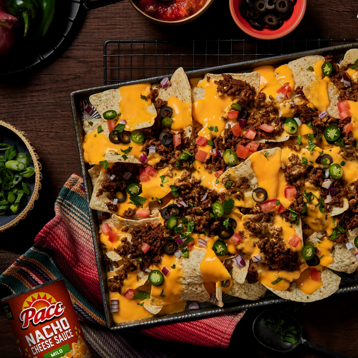 slide 7 of 8, Pace Medium Nacho Cheese Sauce, 10.5 oz Can, 10.5 oz