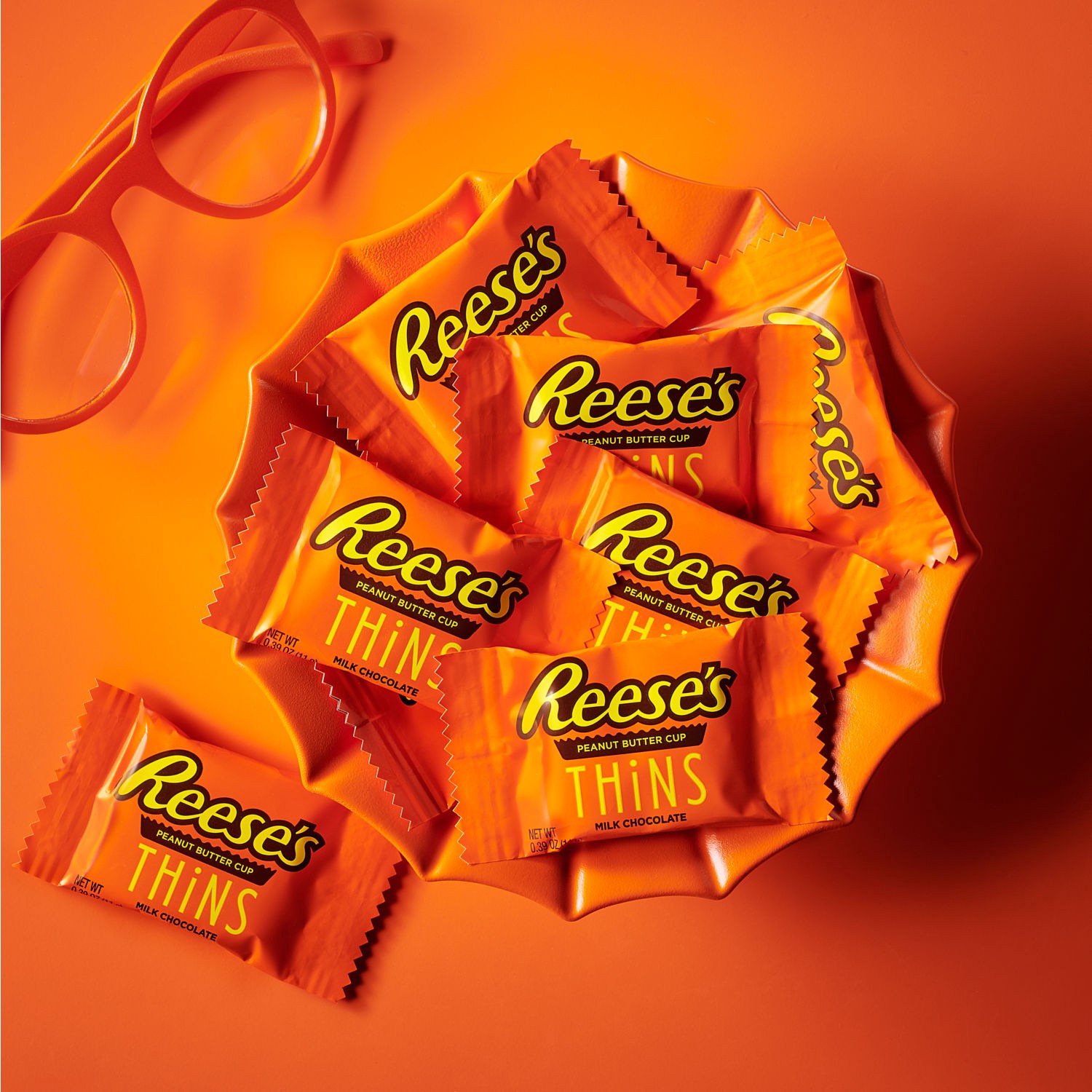 slide 8 of 8, Reese's Thins Peanut Butter Cups Family Pack 12.03 oz, 12.03 oz