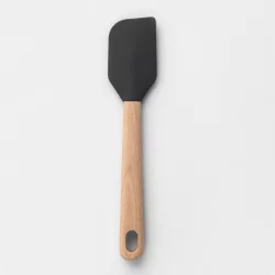 Pacific Merchants BCH544 Six-hole Spatula, 12 in OAL, Beech Wood Blade