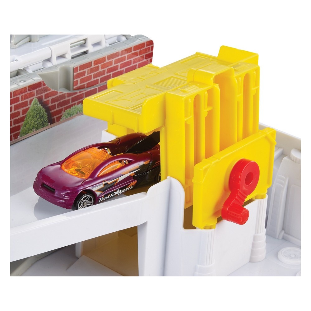 slide 4 of 6, Hot Wheels Throwback Sto & Go Playset, 1 ct