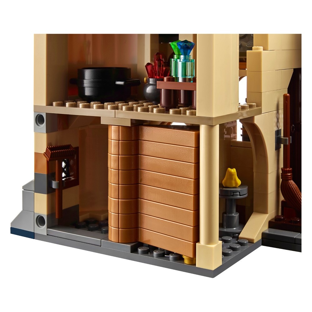 slide 3 of 11, LEGO Harry Potter Hogwarts Great Hall 75954, 1 ct