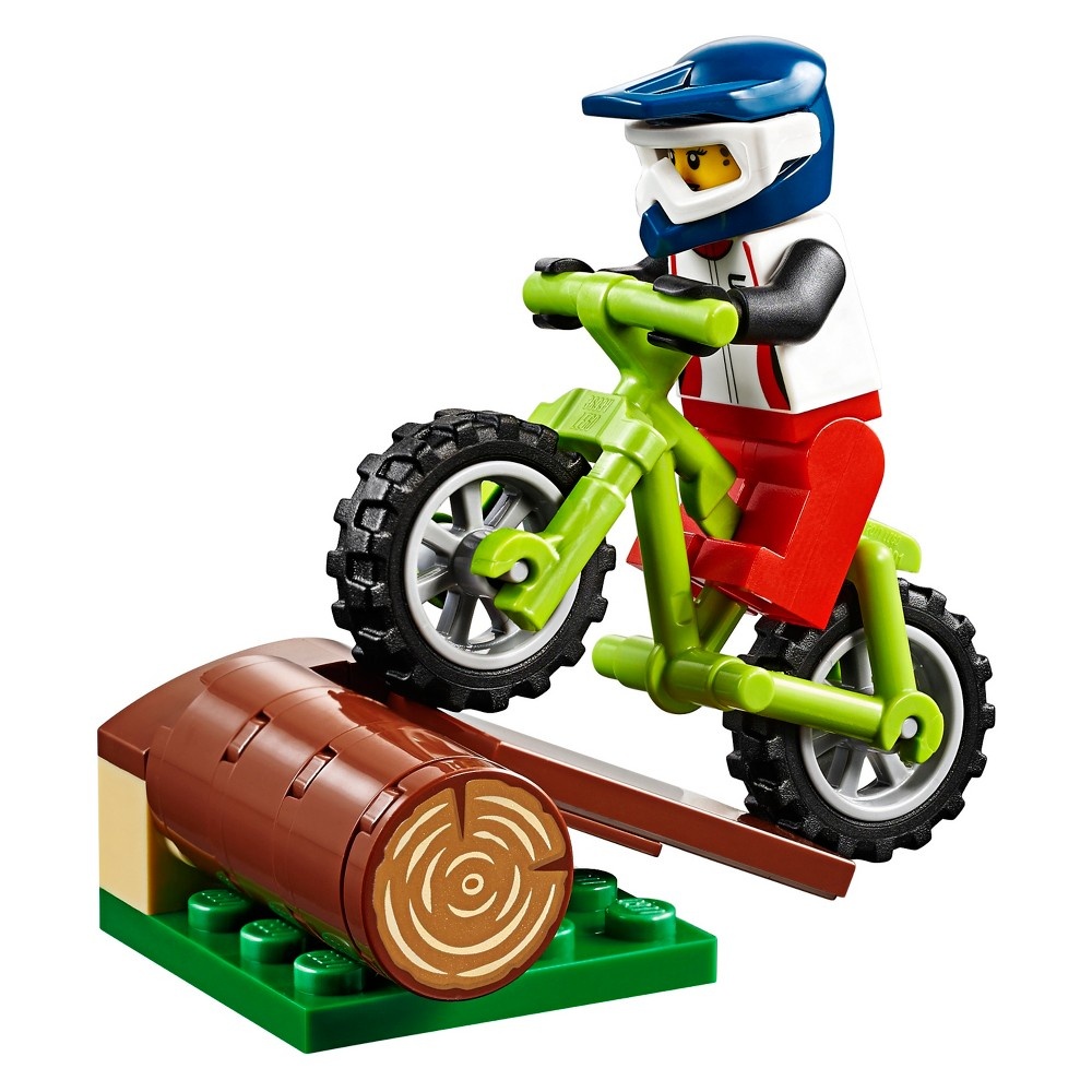 slide 6 of 6, LEGO City Town People Pack - Outdoor Adventures, 1 ct