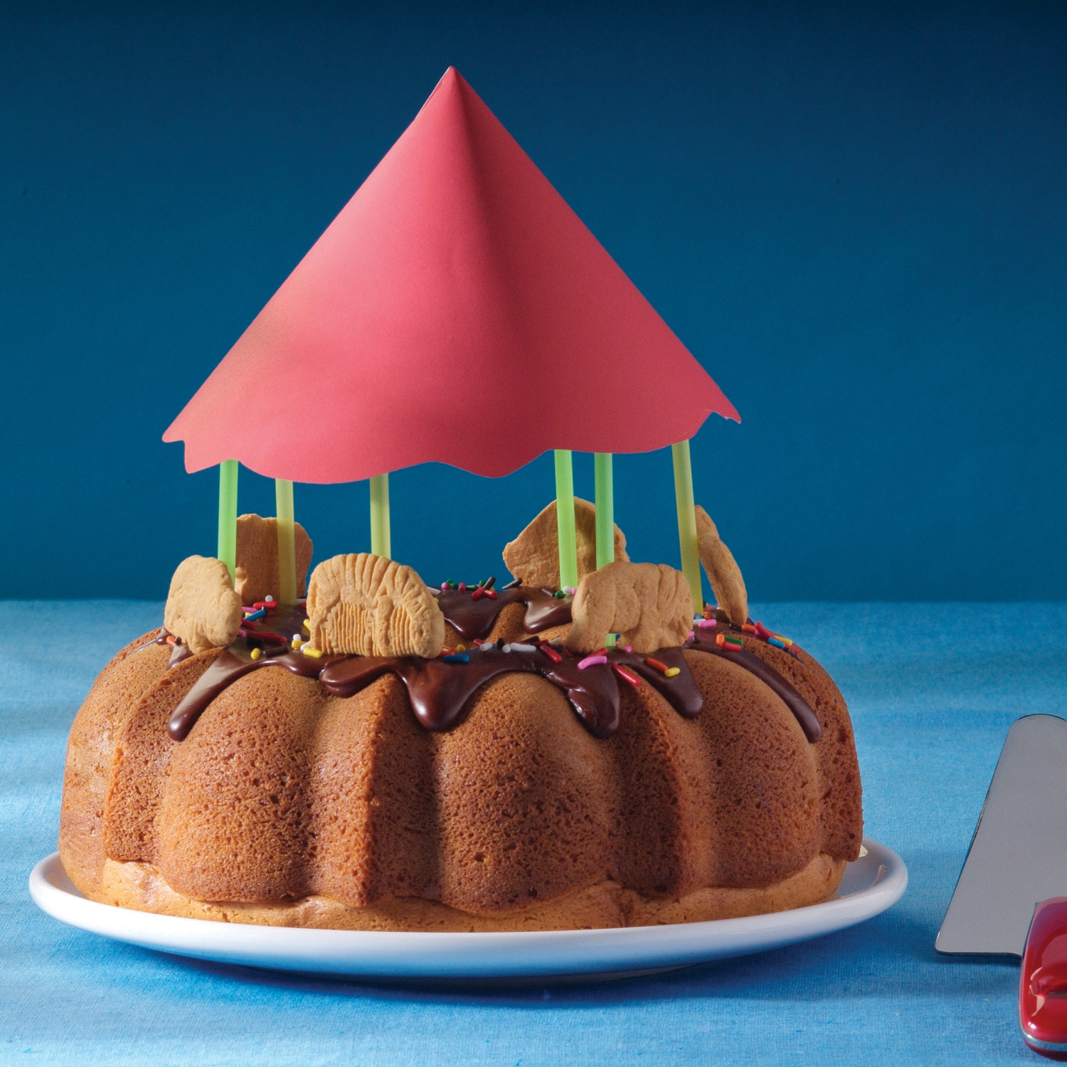 slide 2 of 8, Barnum's BARNUM'S Original Animal Crackers, Kids Snacks, Snak-Saks, 8 oz, 8 oz