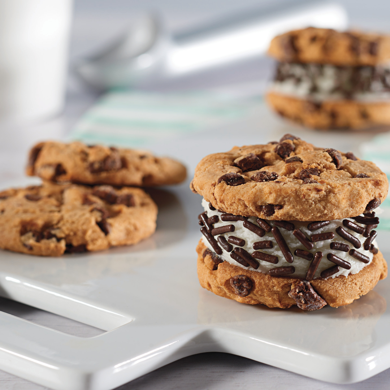 slide 4 of 8, CHIPS AHOY! Chunky Fudgy Chocolate Chip Cookies, Family Size, 18 oz, 18 oz