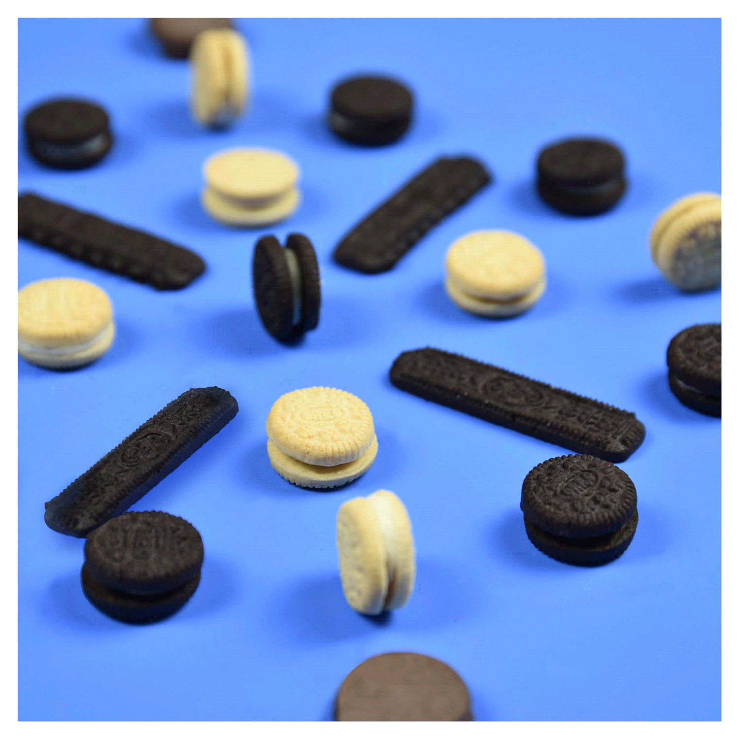 slide 3 of 5, OREO Mini Mix Sandwich Cookies Variety Pack, 20 Snack Packs, 20 ct