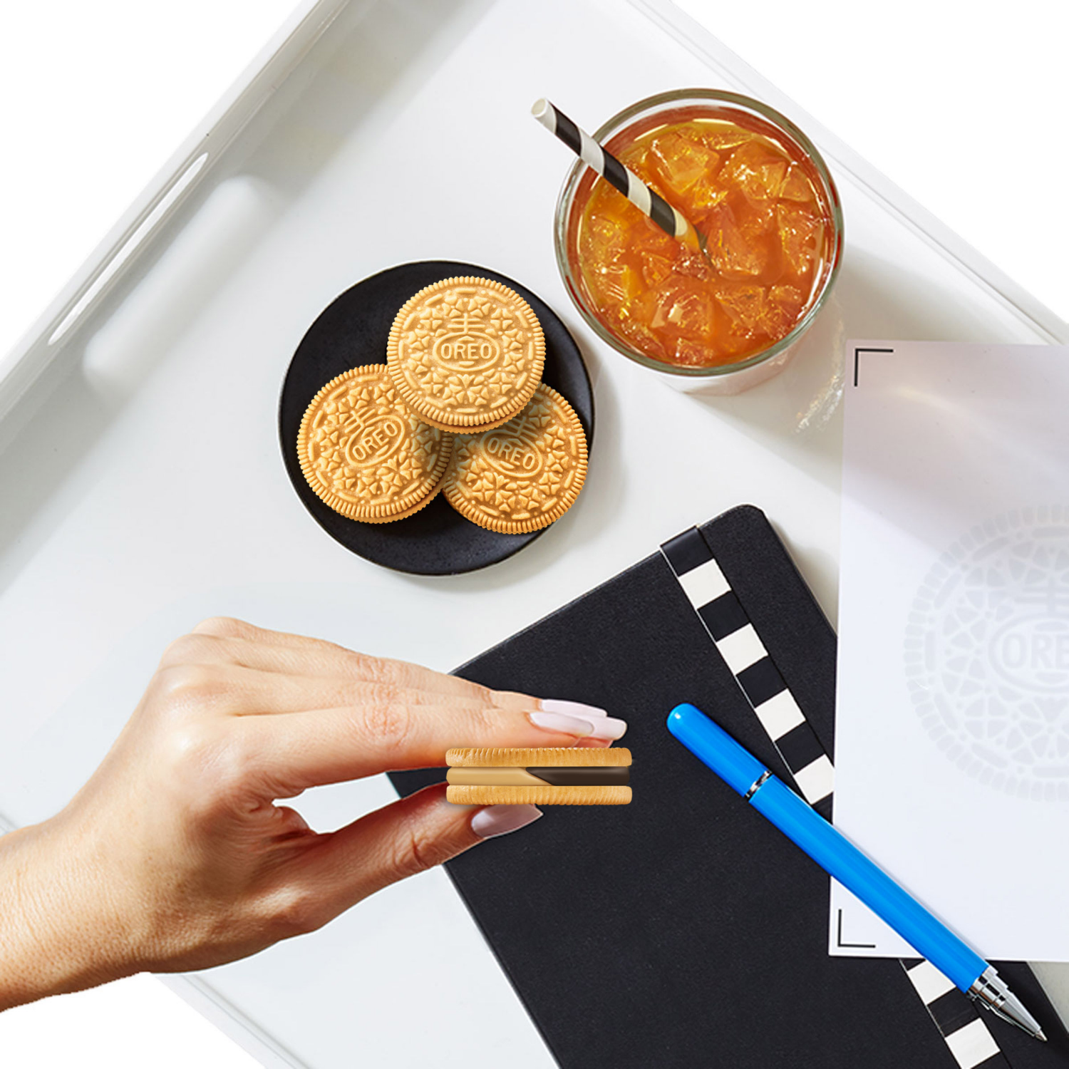 slide 4 of 8, OREO Chocolate Peanut Butter Pie Sandwich Cookies, Family Size, 17 oz, 17 oz