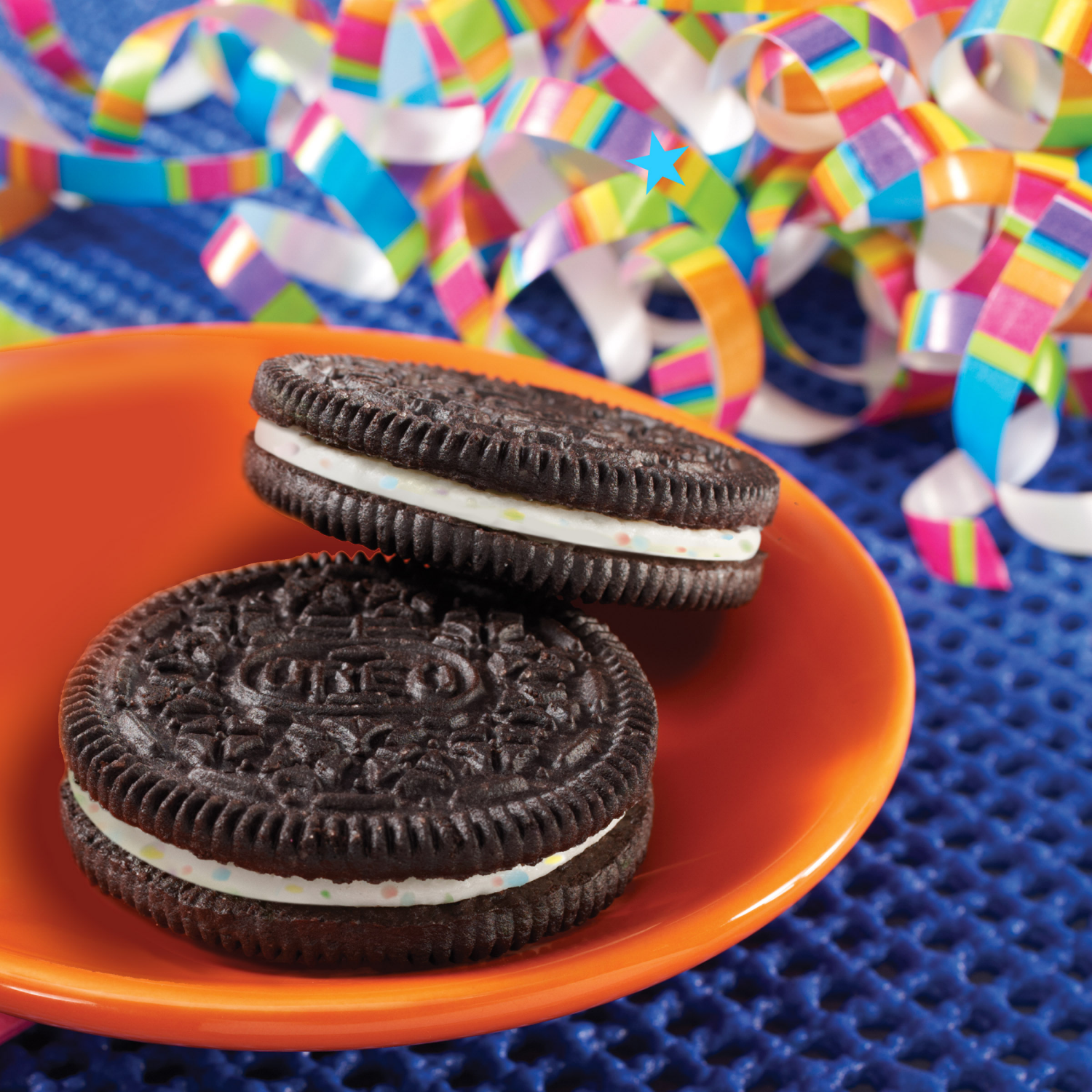 slide 2 of 8, OREO Birthday Cake Chocolate Sandwich Cookies, Family Size, 17 oz, 17 oz