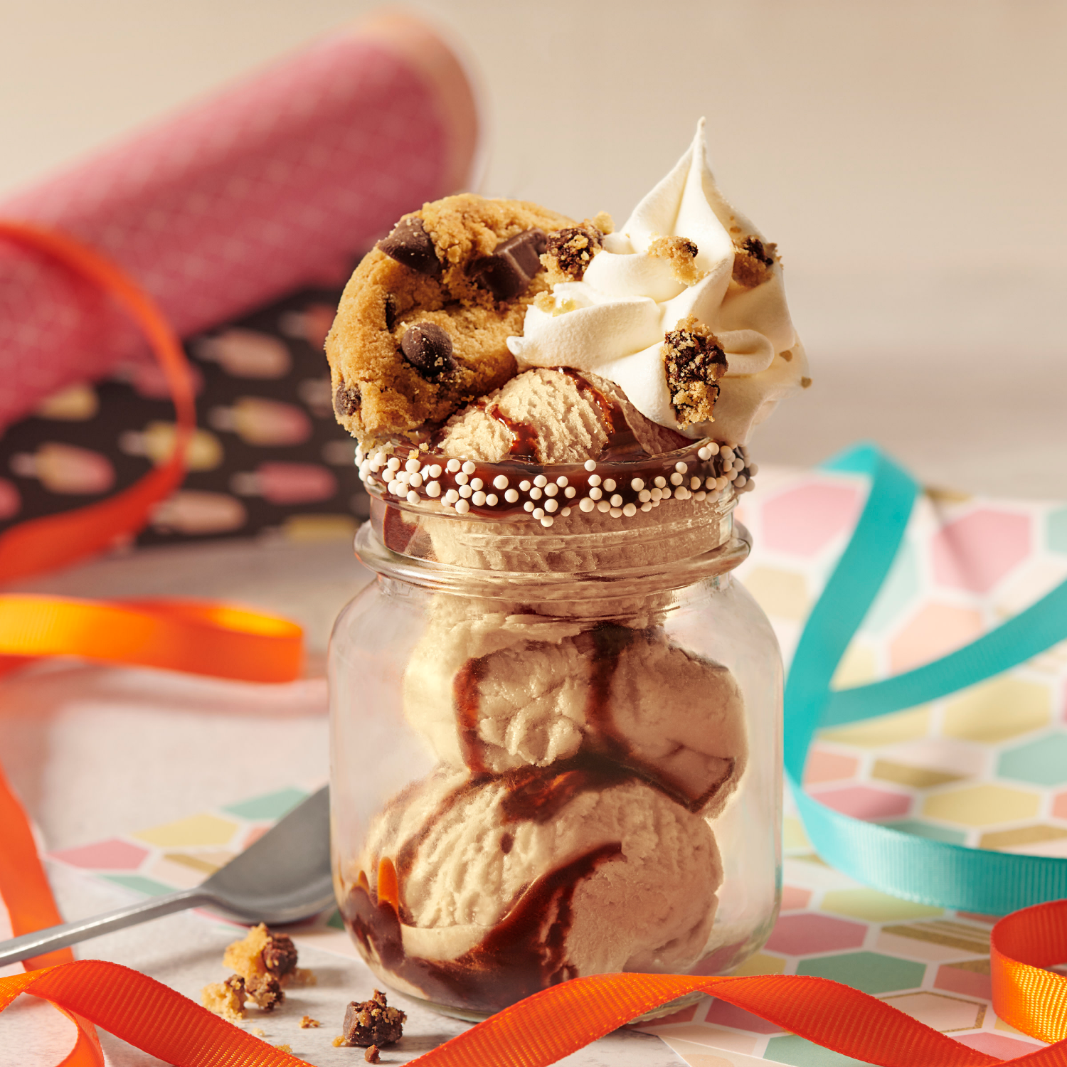 slide 4 of 8, CHIPS AHOY! Hershey's Milk Chocolate Chip Cookies, 9.5 oz, 9.5 oz