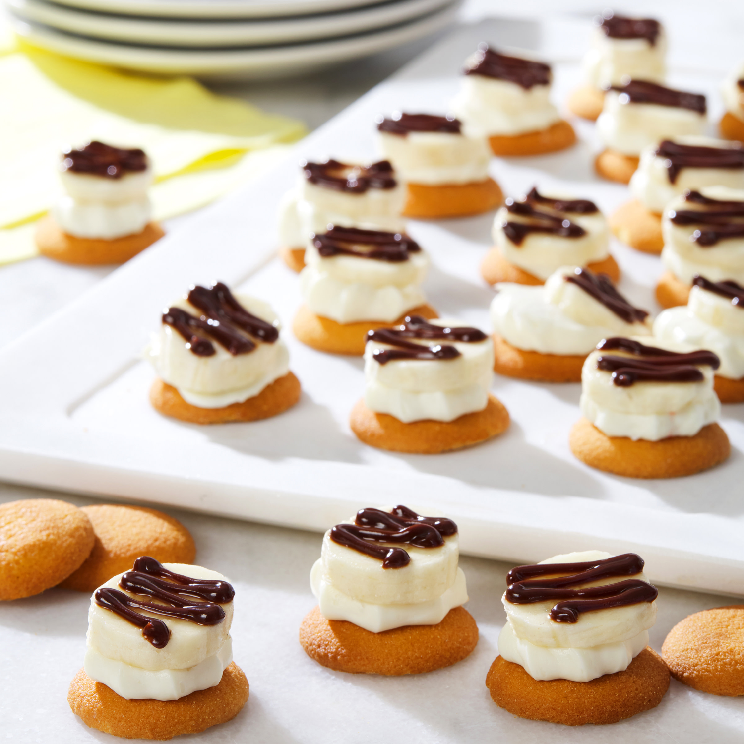 slide 4 of 8, NILLA Wafers Cookies, Vanilla Wafers, Family Size, 15 oz, 15 oz