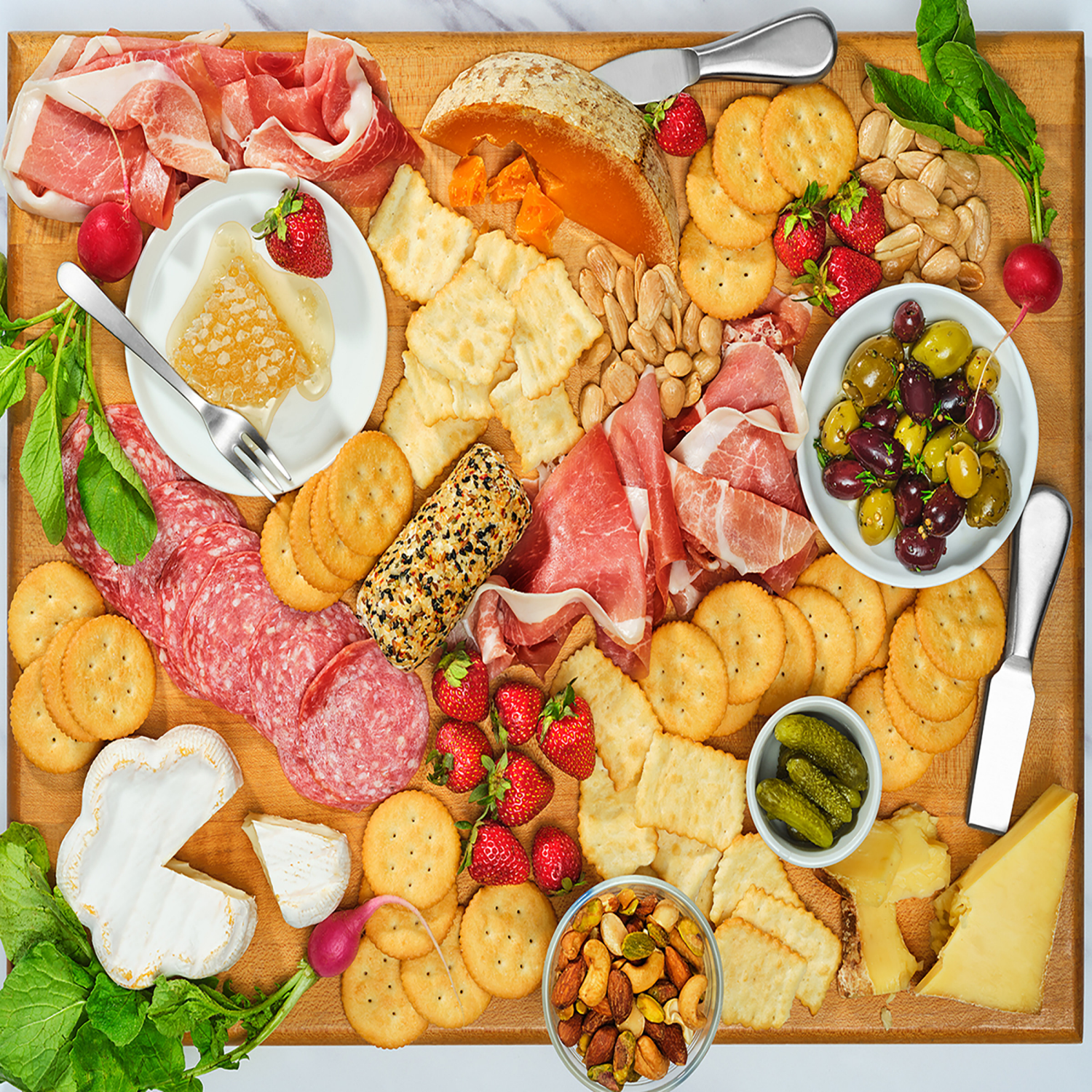 slide 5 of 8, Nab Ritz Entertaining Pack, 10 oz