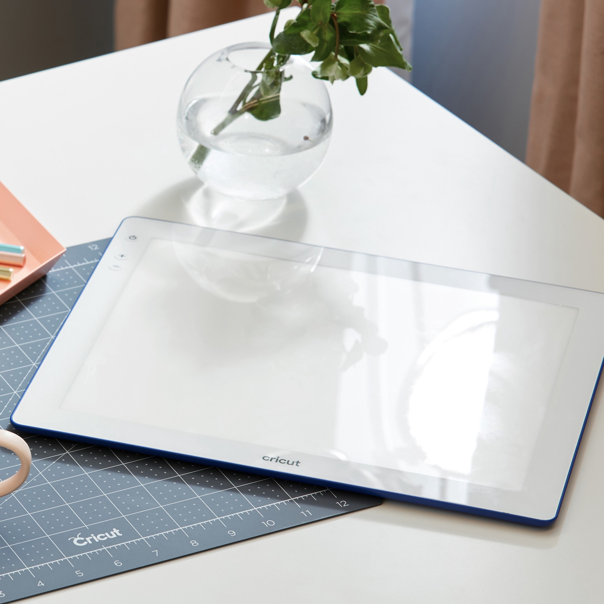 slide 2 of 6, Cricut Brightpad Go, 11.5 in x 9 in