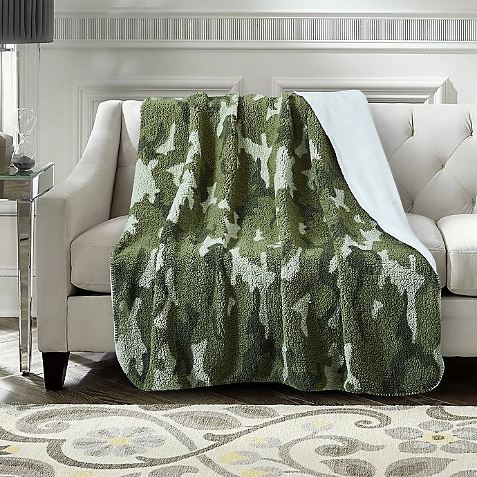 slide 2 of 2, Simply Essential Camo Sherpa Throw Blanket - Green, 1 ct