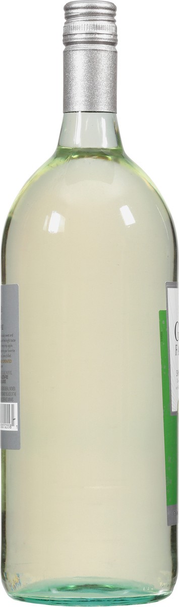 slide 4 of 10, Gallo Family Vineyards White Wine, 1.50 liter
