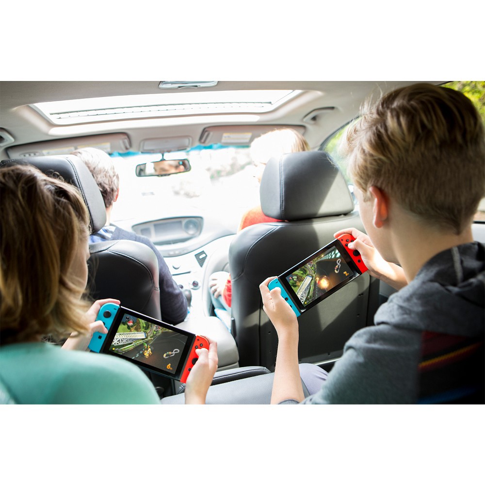 slide 15 of 17, Nintendo Mario Kart 8 Deluxe Nintendo Switch, 1 ct