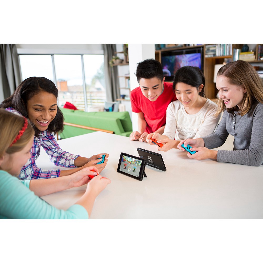 slide 17 of 17, Nintendo Mario Kart 8 Deluxe Nintendo Switch, 1 ct