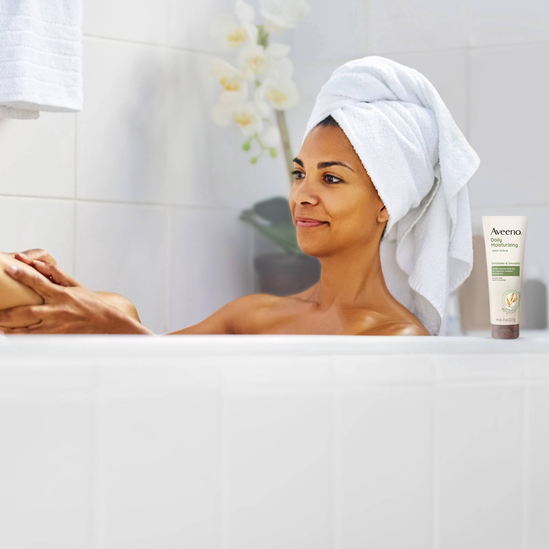 slide 2 of 11, Aveeno Daily Moisturizing Body Scrub 8 oz, 8 fl oz