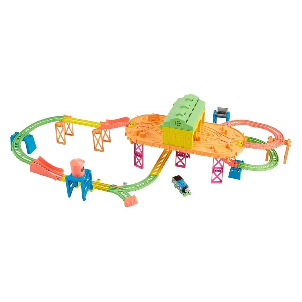 Fisher-Price Thomas & Friends TrackMaster Hyper Glow Station 1 ct