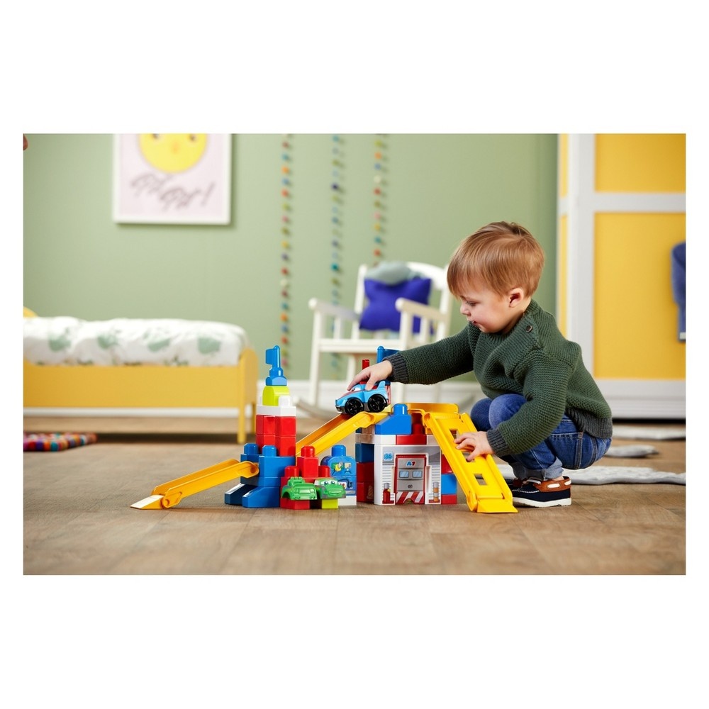 slide 6 of 7, Mega Bloks Race Car Garage Building Set, 60 ct