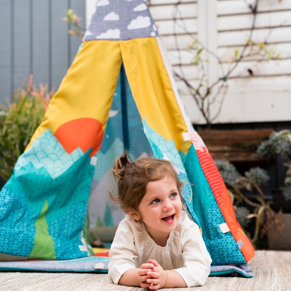 slide 7 of 10, Infantino Go Gaga Infant To Toddler Play Gym & Fun Teepee, 1 ct