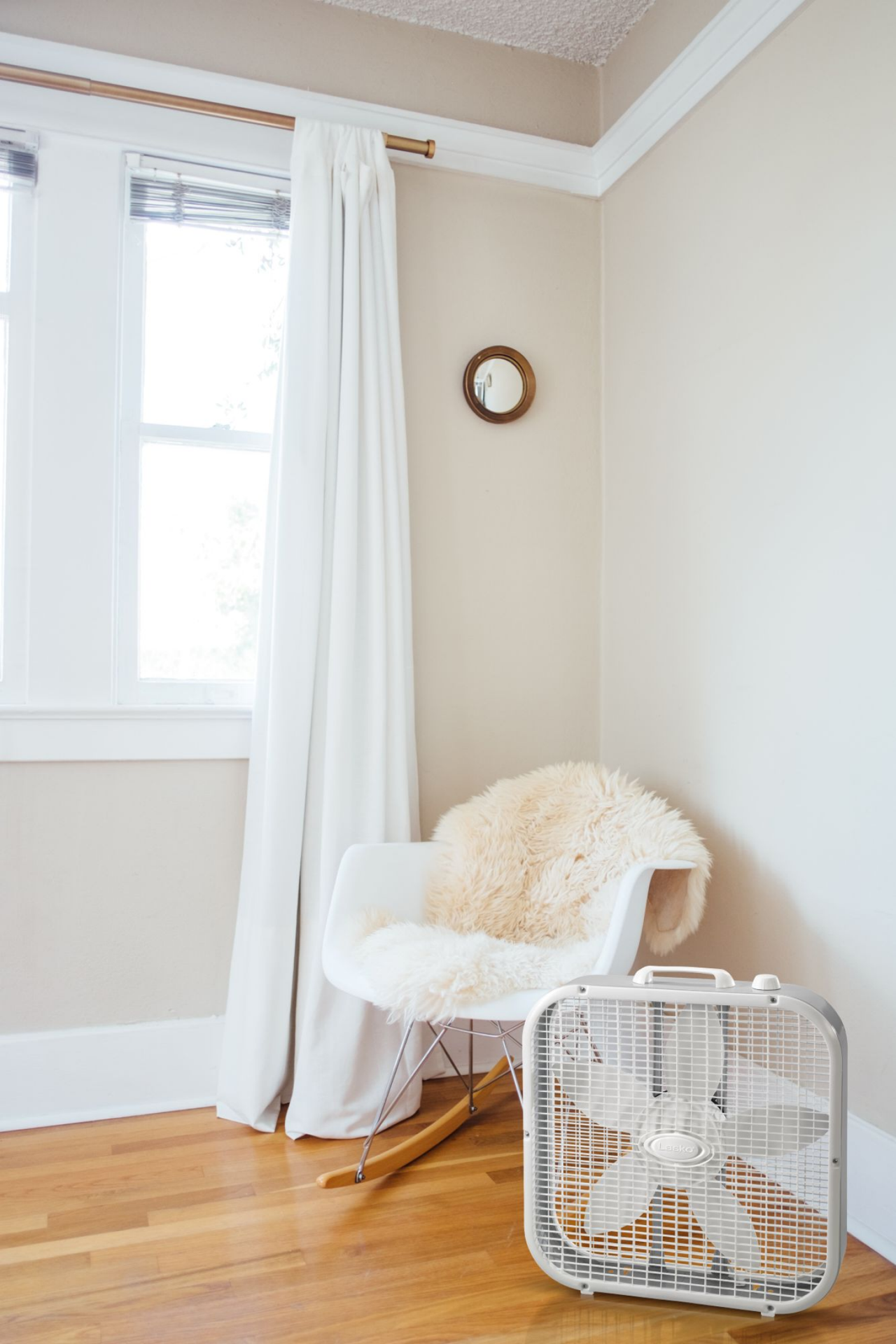 slide 3 of 5, Lasko Air Conditioning Box Fan 1 ea, 1 ct