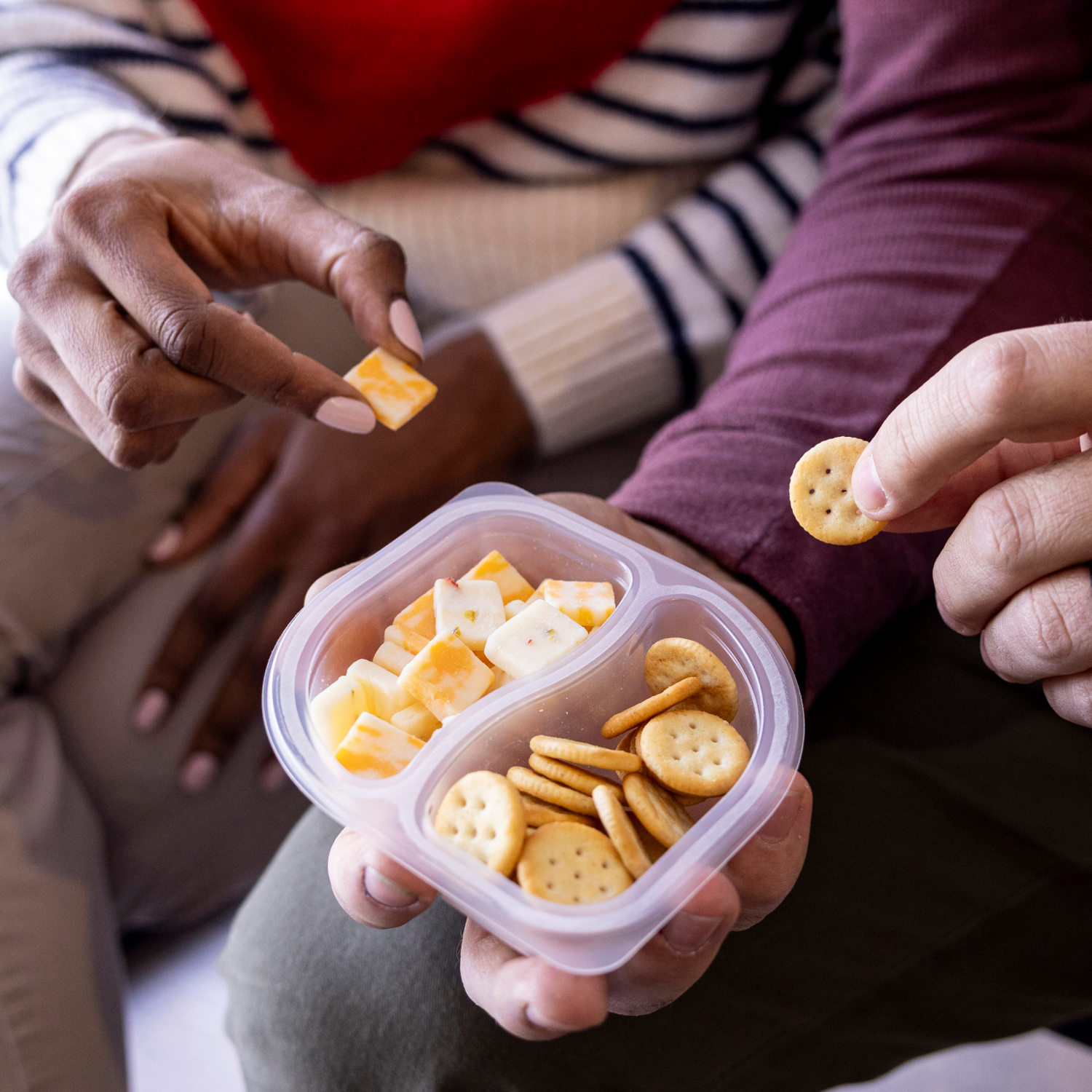 slide 6 of 8, Sargento Balanced Breaks Pepper Jack & Colby Jack Cheese & Crackers 6 - 1.5 oz Snacks, 6 ct