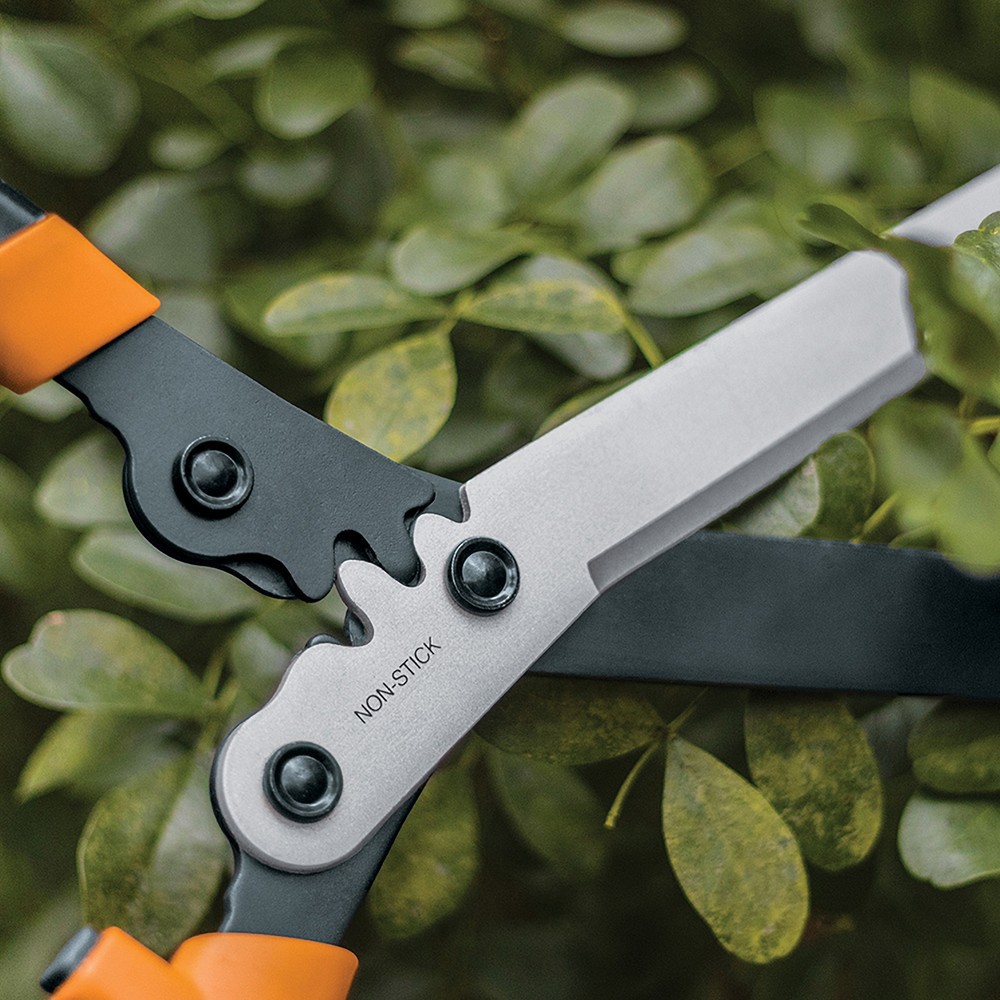 slide 3 of 4, Fiskars PowerGear 2 Hedge Shears (23"), 1 ct