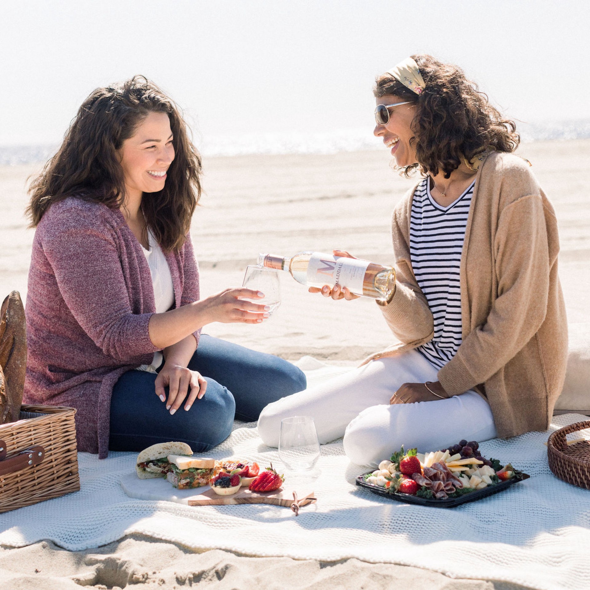 slide 4 of 8, Maddalena Pinot Grigio Monterey White Wine 750mL, 750 ml