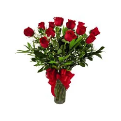 Raley's Dozen Rose Vase Arrangement - 1 Ea