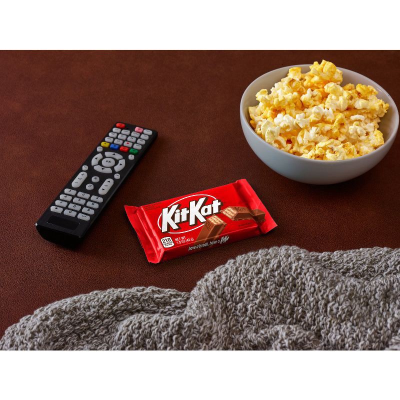 slide 3 of 7, Kit Kat Milk Chocolate Wafer Candy Bars - 9oz/6ct, 6 ct; 9 oz