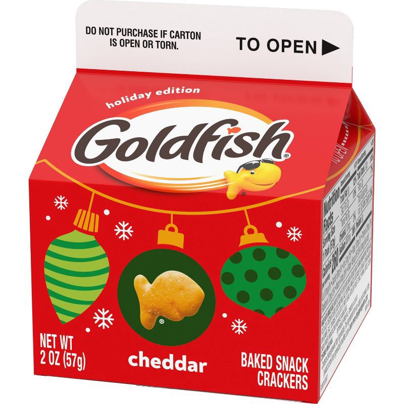 slide 5 of 5, Goldfish Holiday Cheddar Crackers Carton - 2oz, 2 oz