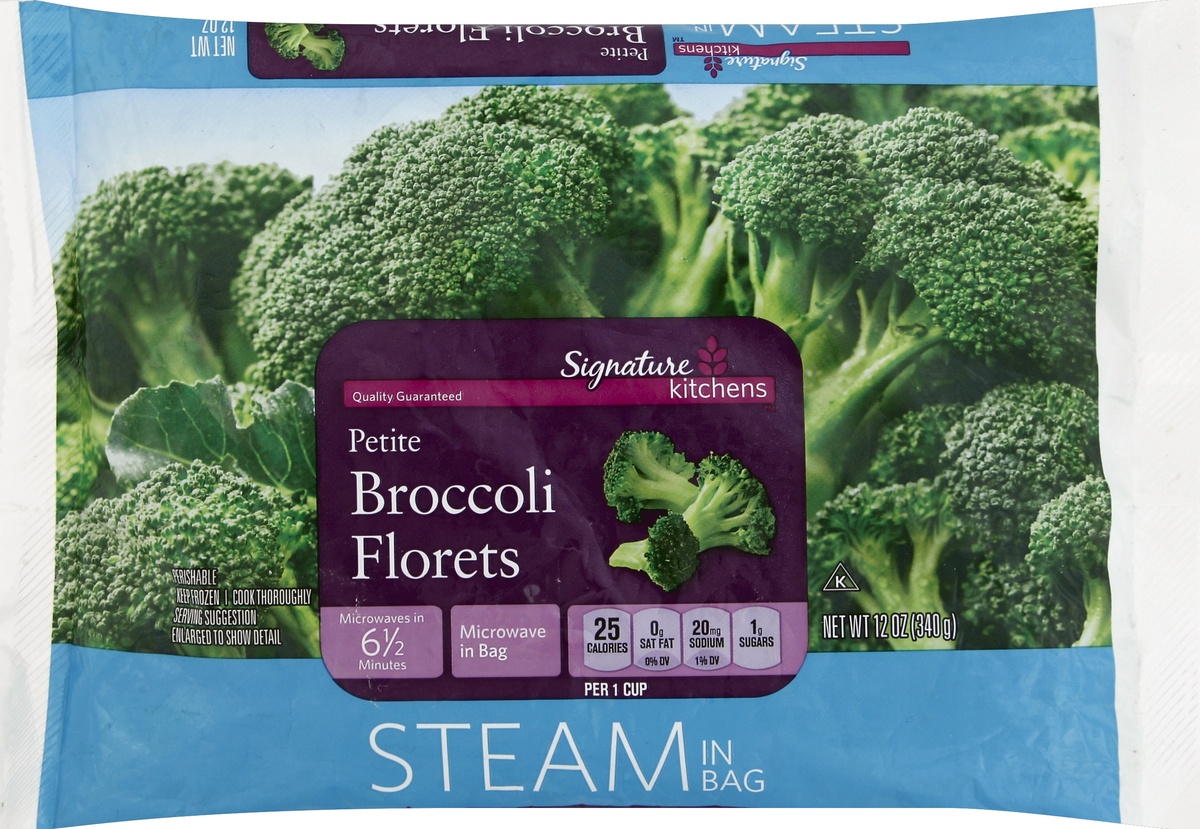 slide 3 of 5, Signature Kitchens Broccoli Florets Petite Steam In Bag, 12 oz