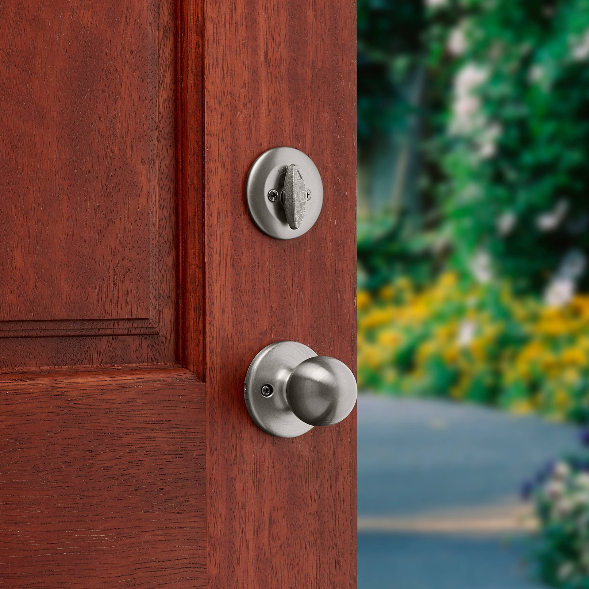 slide 5 of 6, Kwikset Dakota Satin Nickel Exterior Single-Cylinder Deadbolt and Keyed Entry Door Handleset ft. SmartKey Security, 1 ct
