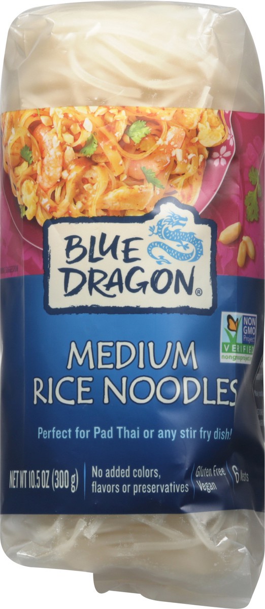 slide 4 of 9, Blue Dragon Medium Rice Noodles, 10.58 oz