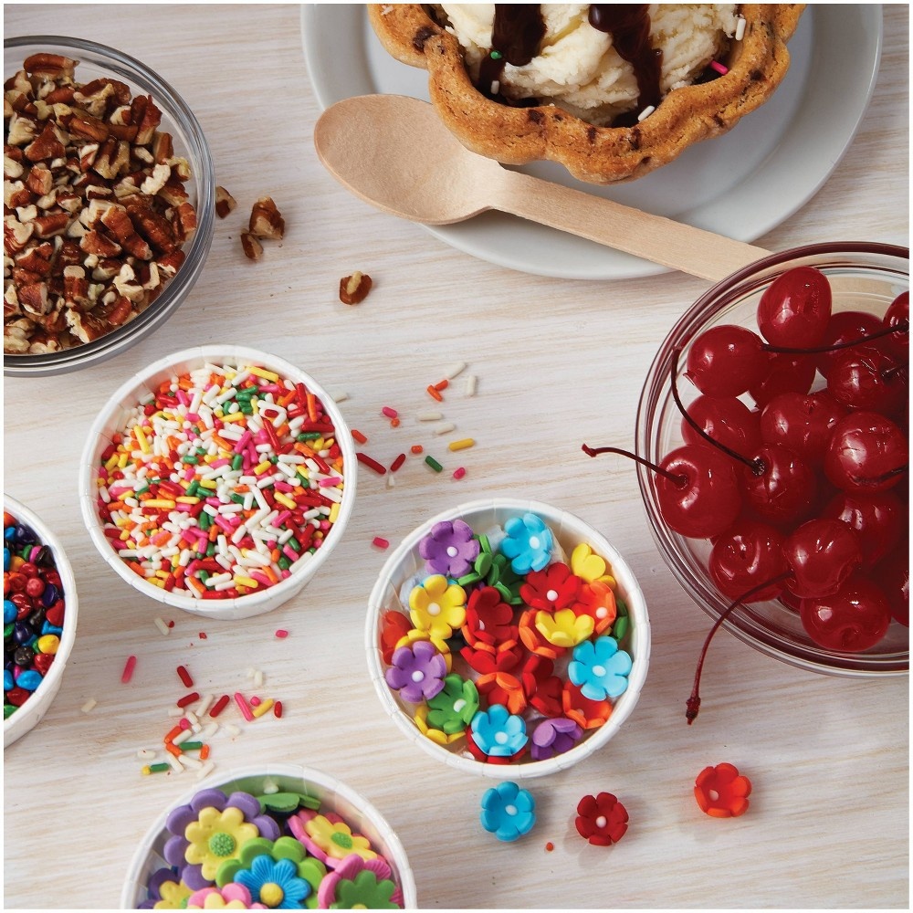 slide 3 of 4, Wilton Mini Flower Icing Decorations, 32 ct