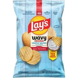 Lay's Lightly Salted Wavy Potato Chips - 7.5oz