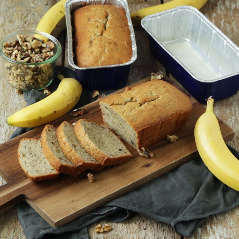 slide 2 of 4, Reynolds Loaf Pans with Parchment Liners & Lids - 2ct, 2 ct