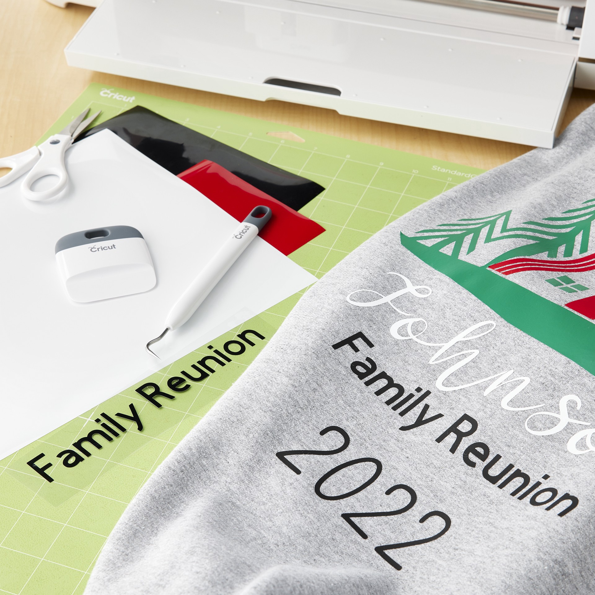 slide 6 of 6, Cricut Everyday Iron-On Elegance Sampler, 12 in x 12 in