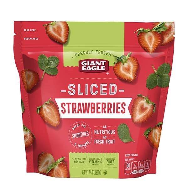 slide 1 of 1, Giant Eagle Sliced Freshly Frozen Strawberries, 14 oz