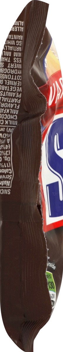 slide 4 of 5, SNICKERS Fun Size Chocolate Bar Variety Mix Candy Bag, 11 oz, 11 oz