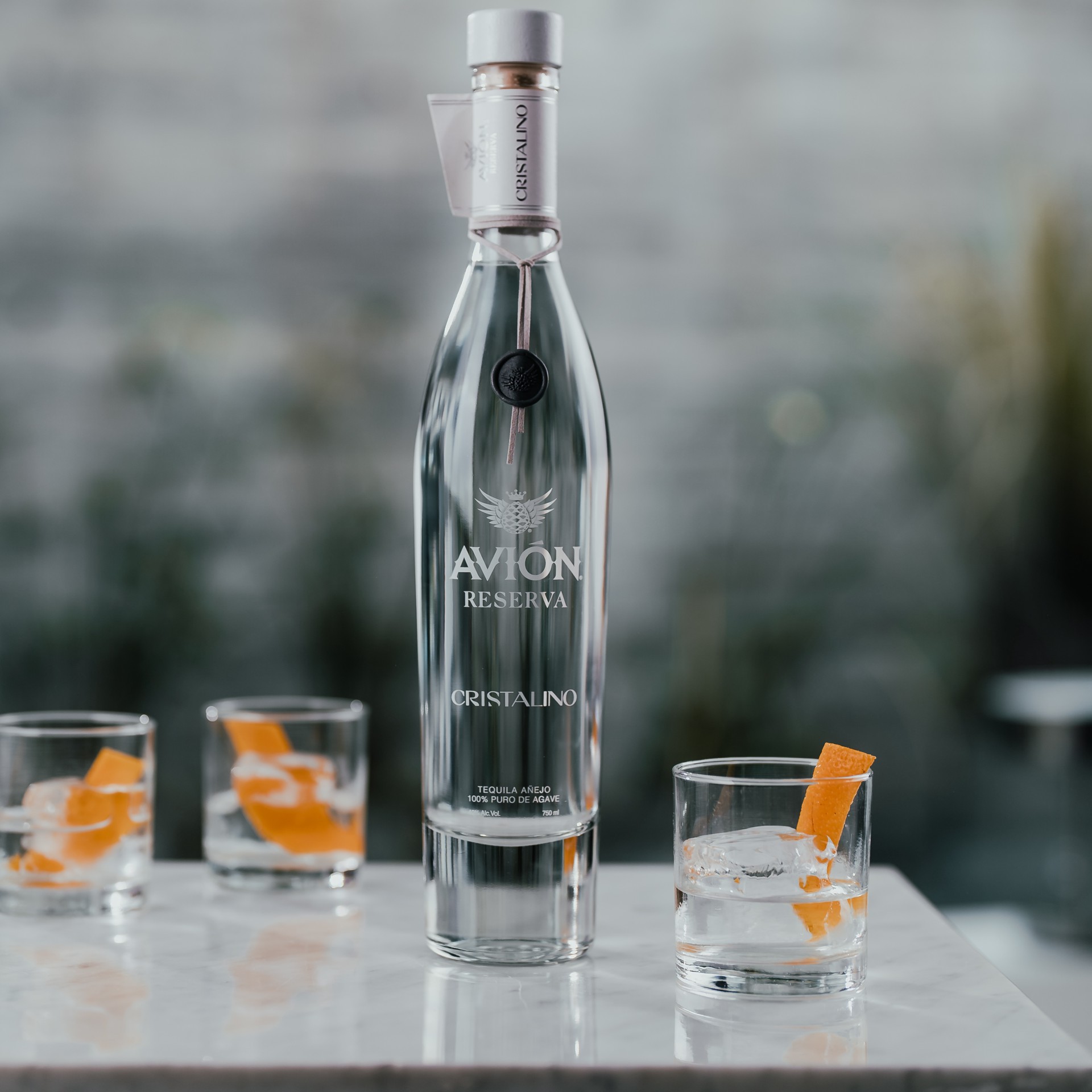 slide 2 of 8, Avion Cristalino, 750 ml