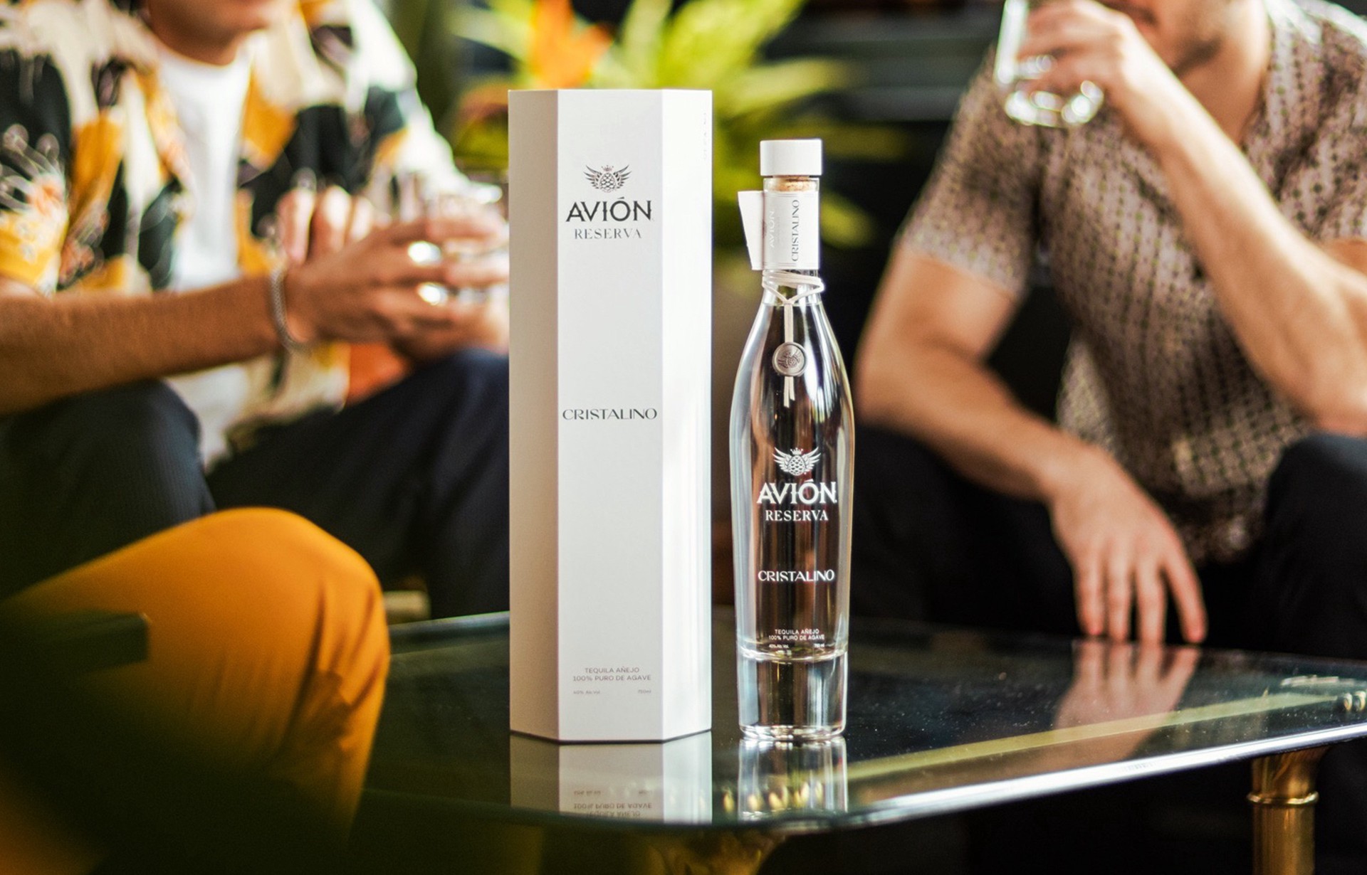 slide 5 of 8, Avion Cristalino, 750 ml
