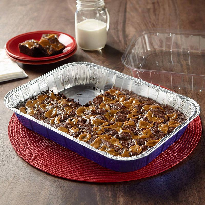 slide 3 of 5, Reynolds Disposable Bakeware cake Pan with Lids - 2ct, 2 ct